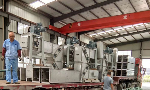 ��ʽݔ�͙C(j��)�l(f��)؛�F(xi��n)��(ch��ng)